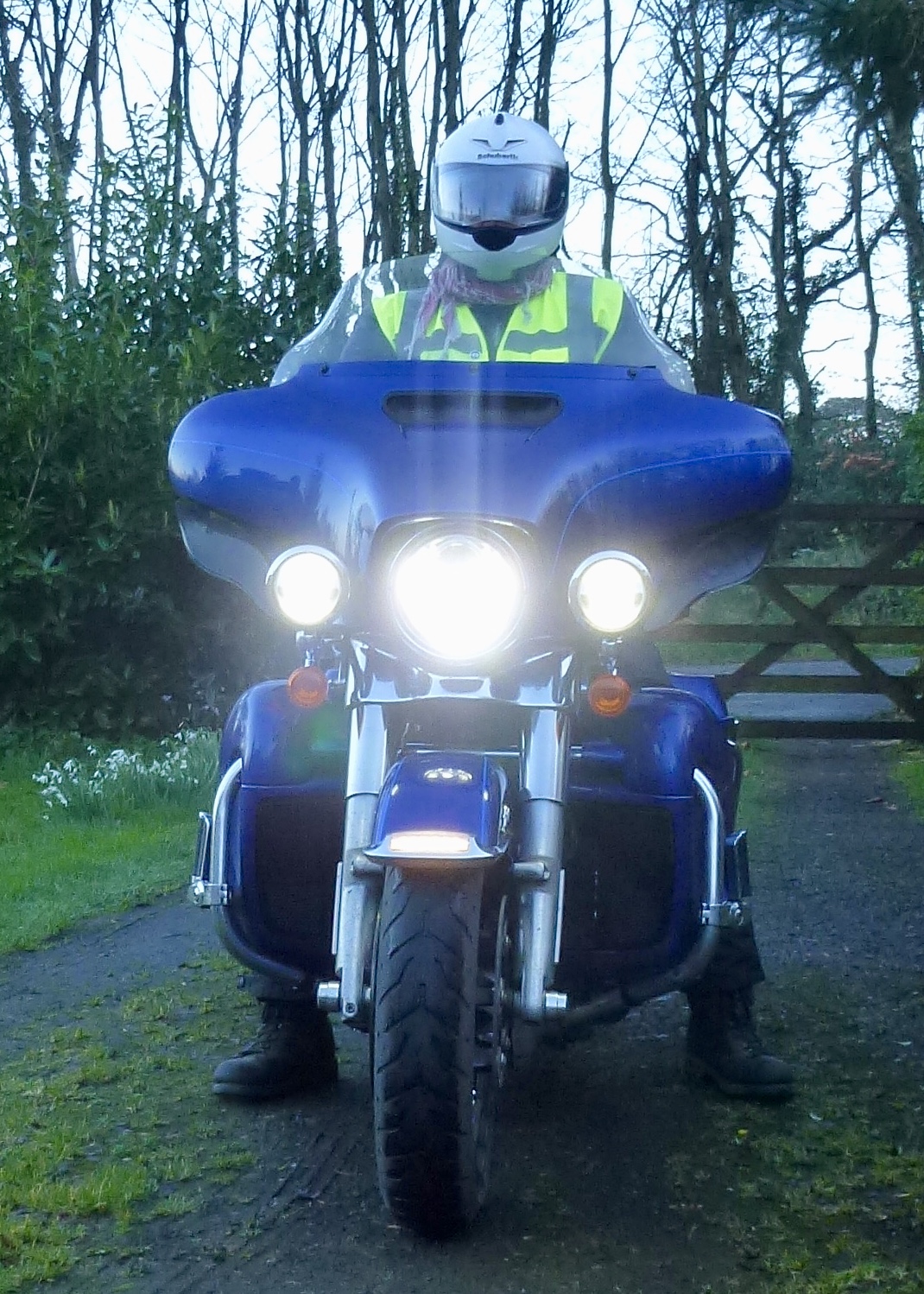 W.T.F.? You really can't see me?!?!?!